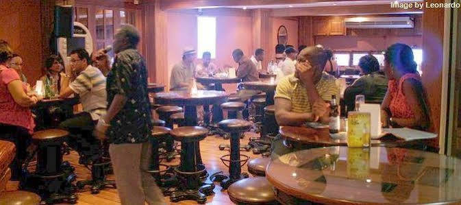 Tradewinds Hotel San Fernando Eksteriør bilde