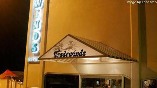Tradewinds Hotel San Fernando Eksteriør bilde